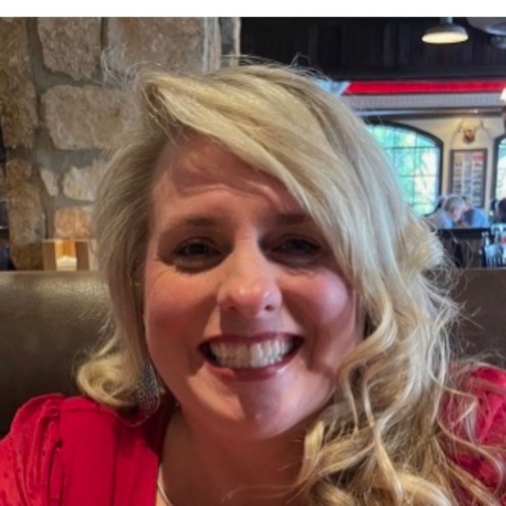 Meet your Posher, Nikki